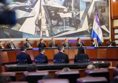 Raquel Peña y autoridades del Poder Judicial encabezan acto de nuevos jueces