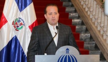 Ministro de la Presidencia Paliza admite que el Gobierno tiene áreas donde debe trabajar más