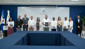 Ministerio de Medio Ambiente y PNUD presentan proyecto contra la contaminación por plásticos