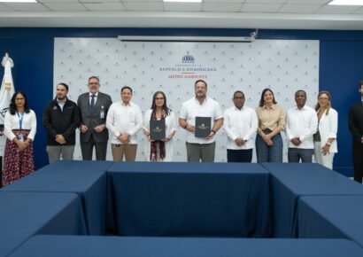 Ministerio de Medio Ambiente y PNUD presentan proyecto contra la contaminación por plásticos
