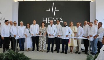 Presidente Abinader inaugura 180 viviendas, un hospital y una escuela en Hato del Yaque, Santiago