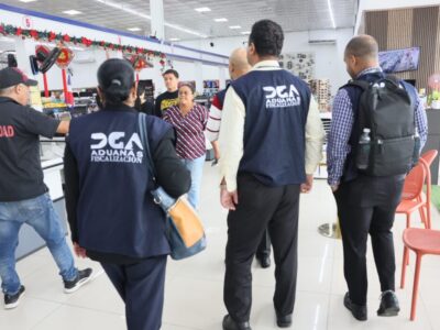 DGA afirma que recuperó RD$1,592 millones tras auditorías a comercios asiáticos en 2025