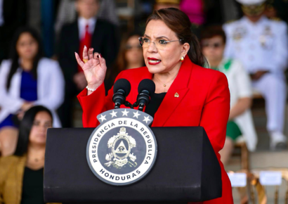 Xiomara Castro declara nulas las elecciones y denuncia injerencia de Trump