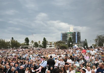 Australia rinde homenaje a las víctimas del atentado de Sídney