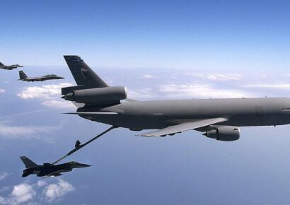 Avión cisterna de EE. UU. parte desde RD en medio de mayor actividad militar en el Caribe