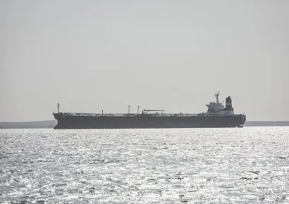 Estados Unidos detiene otro buque cerca de Venezuela, según ABC News