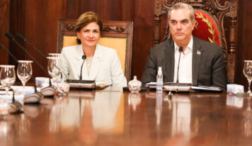 Abinader y Raquel Peña lideran reunión del Consejo de Ministros a puertas cerradas