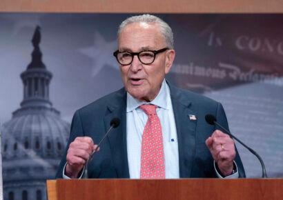 Schumer exige transparencia sobre videos de ataque a narcolancha en el Caribe