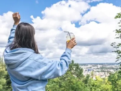Prevén ambiente mayormente soleado con pocas lluvias para este domingo; temperaturas frescas