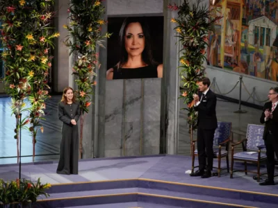 María Corina Machado llega a Oslo tras recibir el Nobel de la Paz