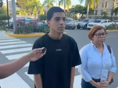 Se entrega a la Policía presunto implicado en tiroteo que dejó un niño y una mujer muertos