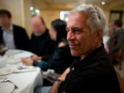 Archivos desclasificados del FBI exponen el racismo y la explotación de menores por parte de Epstein