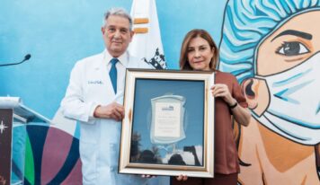 José Joaquín Puello reconoce a Carolina en la inauguración del parque lineal Ciudad Sanitaria