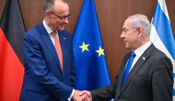 Netanyahu propone «desradicalizar Gaza» como tercera fase del plan de paz y se reúne con el canciller alemán