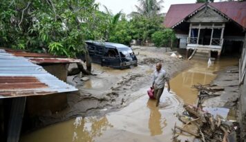 Inundaciones en Sumatra dejan más de 1,000 muertos y 217 desaparecidos