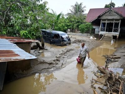 Inundaciones en Sumatra dejan más de 1,000 muertos y 217 desaparecidos