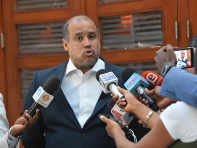 Defensa de Santiago Hazim asegura demostrará que no recibió sobornos