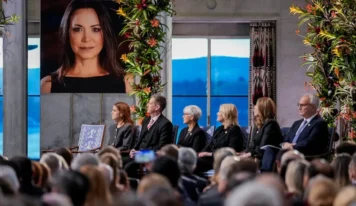 Danny Ocean inaugura la gala del Nobel de la Paz 2025, mientras María Corina Machado va de camino a Oslo