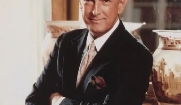 Lucien Campos abre el desfile del 60 aniversario de Óscar de la Renta en la Fortaleza Ozama