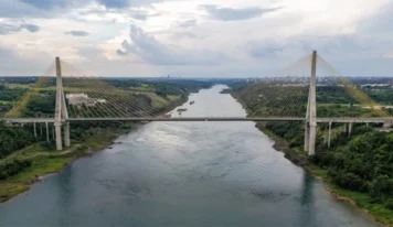 Lula inaugura el Puente de la Integración que une a Brasil y Paraguay