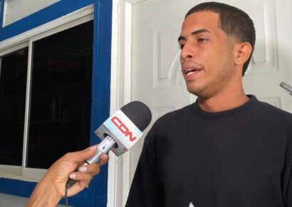 Padre denuncia falta de respuestas por muerte de bebé en centro del Conani