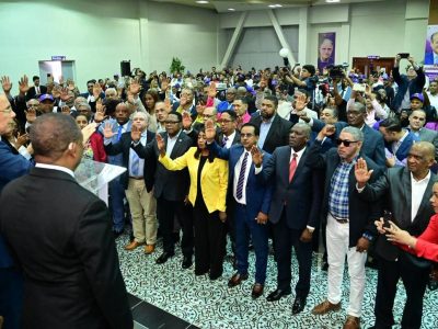 Danilo Medina: Dignidad Jurídica trabajará para defender el voto en elecciones en el 2028