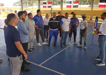 Inefi impulsa el deporte escolar con triple jornada en la capital y Santiago