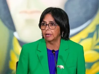 Delcy Rodríguez señala la diplomacia como vía para el “cara a cara” con Estados Unidos