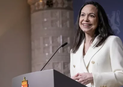 María Corina Machado afirma que le «presentó» a Trump la medalla del Nobel de la Paz