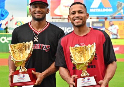 Gustavo Núñez lidera a los ganadores del Guante de Oro al conquistar su cuarta distinción