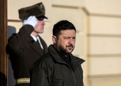 Zelenski se queda en Kiev y no viaja a Davos para supervisar la crisis energética tras ataques rusos