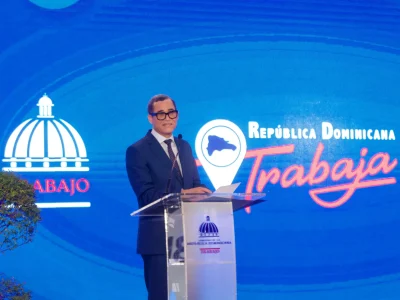 Ministerio de Trabajo lanza programa que cubre tres meses de salario para entrenar buscadores de empleo