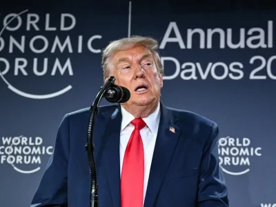 Trump asegura que Dinamarca definirá su postura sobre Groenlandia en dos semanas