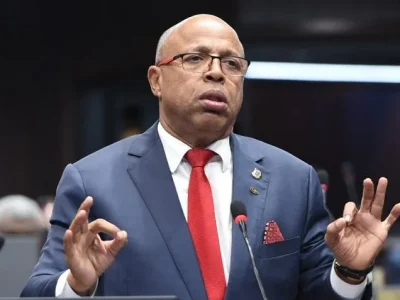 Alfredo Pacheco rechaza despidos en la DGII que afectan a militantes del PRM