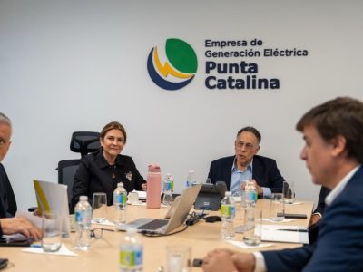 Alcaldesa Carolina Mejía impulsa soluciones para reducir la contaminación visual en el Distrito Nacional