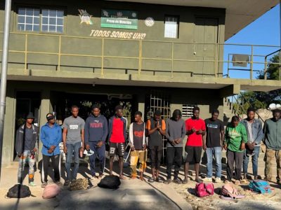 Ejército detiene a 12 haitianos indocumentados durante operativo en Santiago Rodríguez