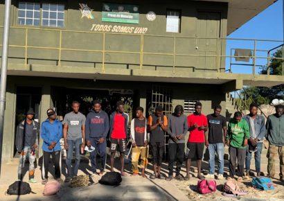 Ejército detiene a 12 haitianos indocumentados durante operativo en Santiago Rodríguez