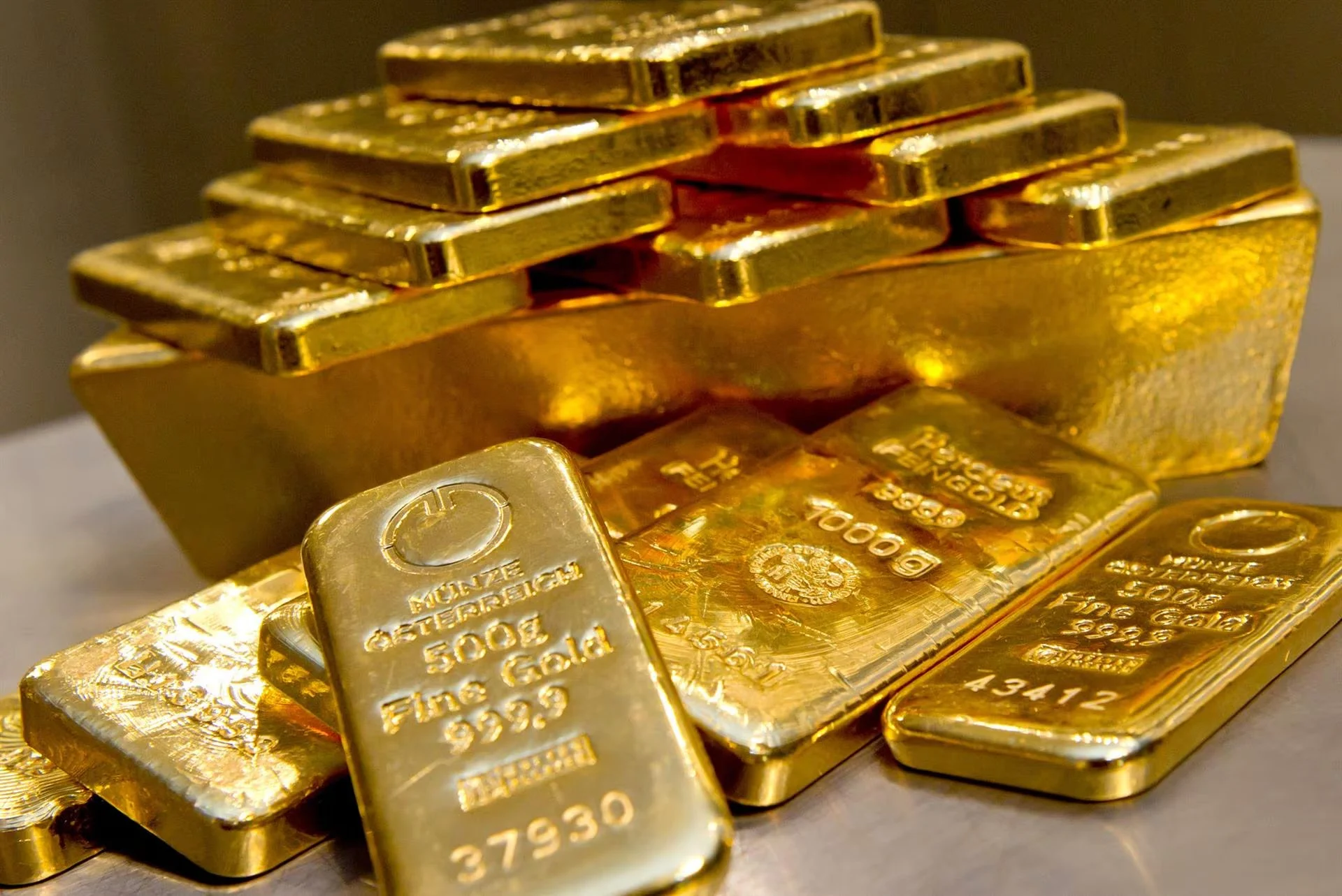 El oro rompe récord y supera los 5.000 dólares la onza - Debate
