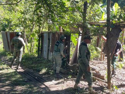 Ministerio de Medio Ambiente ejecuta operativo para recuperar riberas del río Yuna