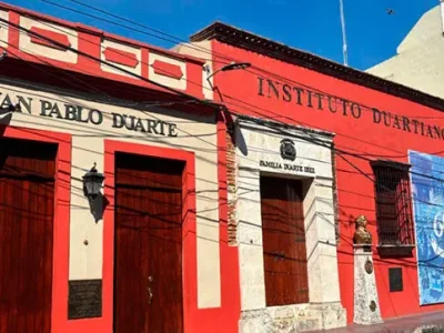 Instituto Duartiano y Club de Autos Clásicos rendirán homenaje a Duarte con caravana patriótica