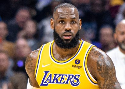 LeBron queda a un juego de perder la elegibilidad para premios de la NBA
