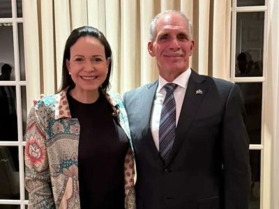 Presidente de Honduras se reúne con María Corina Machado en EE UU