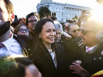 La ciudad de Doral en el condado Miami-Dade rendirá homenaje a María Corina Machado con el nombre de una calle