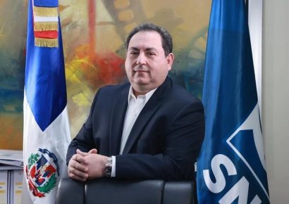 Mario Lama se despide del SNS destacando logros en hospitales y atención sanitaria