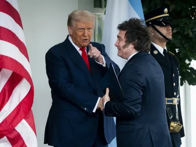 Trump y Milei analizan pacto para deportar extranjeros a Argentina