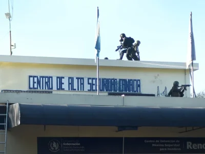 Guatemala declara estado de sitio y suspende clases ante ola de violencia de pandillas