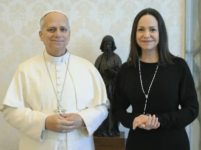 El papa León XIV recibe a María Corina Machado en el Vaticano