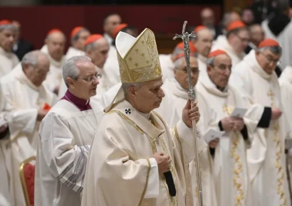Primera cumbre de cardenales en el Vaticano: el papa León XIV llama a la unidad y a dejar de lado intereses personales