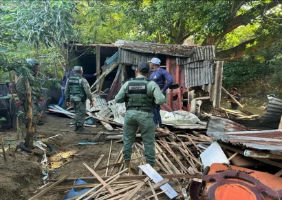 SENPA y autoridades ambientales intervienen en el Monumento Natural Salto de la Tinaja, Santiago