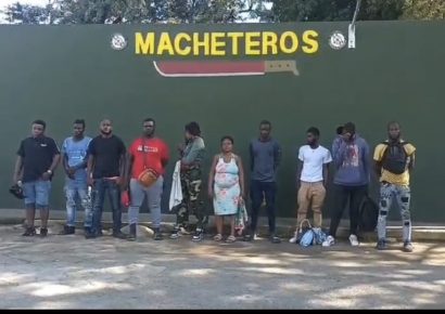 Ejército detiene motocicletas con 11 indocumentados en operativos en Mao